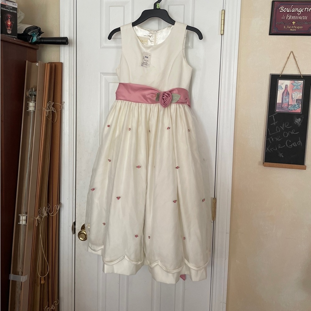 NWT🏷STUNNING Girls👧🏻American Doll Ivory Dress👗Sz 10